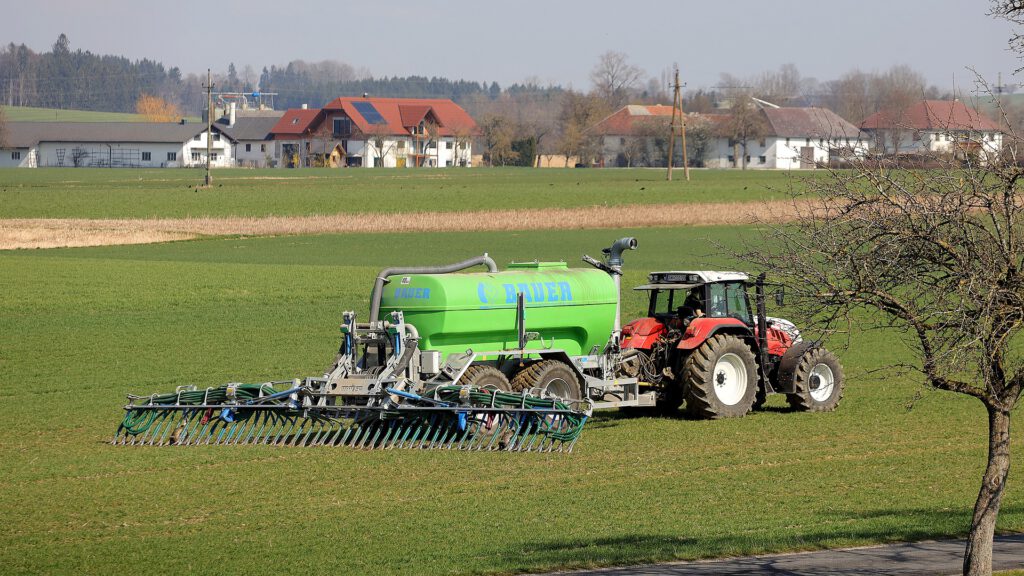 Düngerpreise schießen in die Höhe - Eine Schwere Kriese trifft die Bauern. Steigende Lebensmittelpreise zu erwarten