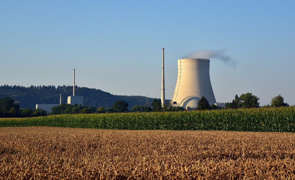 Deutschlands Atomausstieg kostet Milliarden. EU stuft Atomkraft als "grün" ein, Deutschland geht aber Sonderweg und will Gaskraftwerke bauen