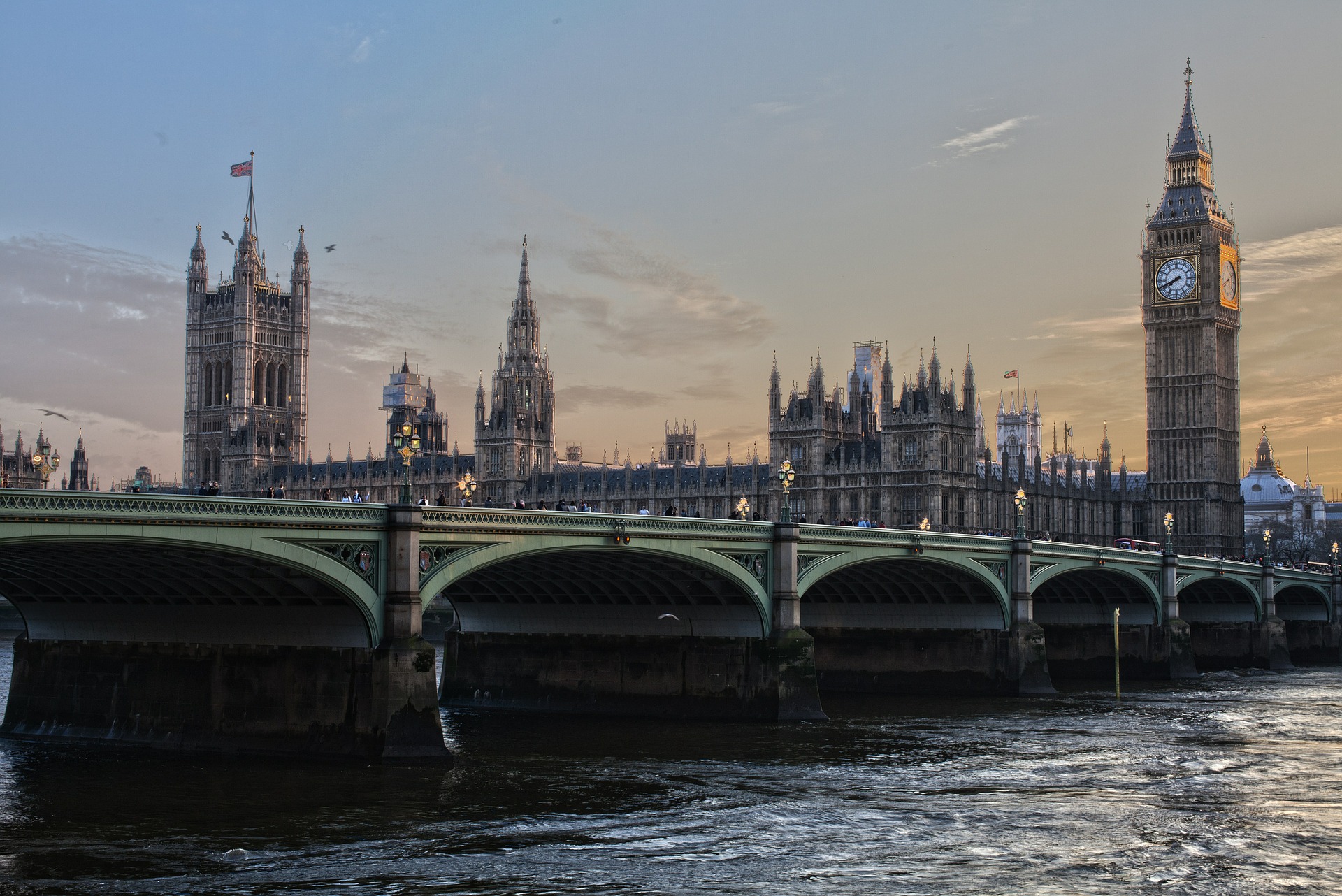 Britische Lebenshaltungskosten auf Rekordhoch