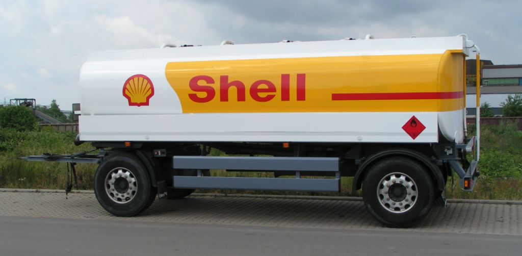 Shell reduziert Lieferungen an deutsche Großkunden. Handel am Spotmarkt eingestellt. Versorgung momentan noch gewährleiste. Preise explodieren