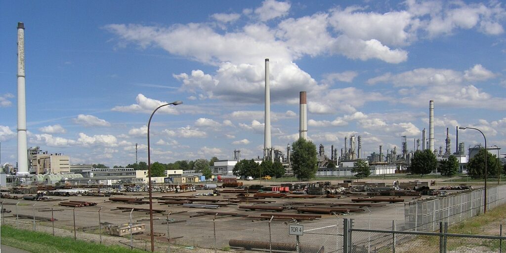 Habeck will im Notfall Energieversorger enteignen. Erfassung energieintensiver Unternehmen in Datenbank geplant.