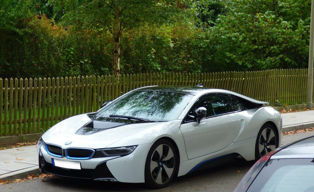 Elektroauto - nach Opel und Renault äußert sich jetzt auch BMW -Chef kritisch, Problem lässt sich nur durch Technologieoffenheit lösen