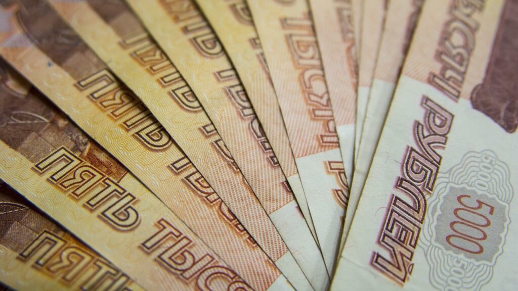 Russische Gaslieferungen nach Polen und Bulgarien eingestellt. Ultimatum zur Bezahlung in Rubel abgelaufen. 
