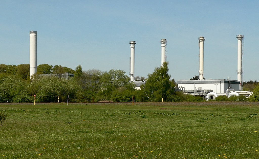 Europas größter Gasspeicher nur noch 0,5 Prozent gefüllt. Speicher in Rehden speichert den Jahresbedarf von 2 Millionen Haushalten.