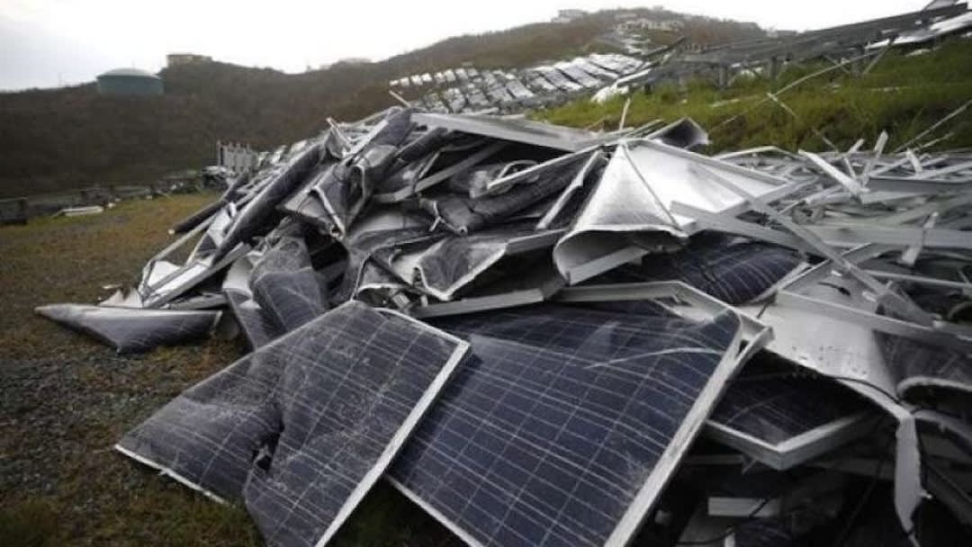 In Kalifornien stapeln sich Solarmodule auf den Mülldeponien