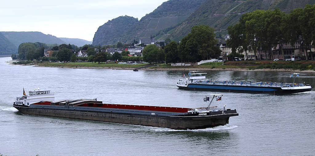 Deutsche Wasserwege unzulänglich auf verschiedene Dürre-Szenarien vorbereitet. Funktierende Wasserwege für die Wirtschaft lebensnotwendig