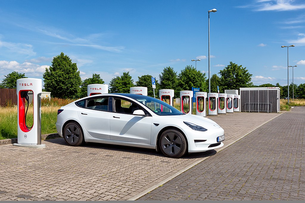 Tesla betreibt über 1800 Supercharger in Deutschland illegal