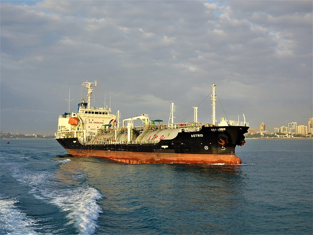 Die Europäische Union erwägt, ihre Ölsanktionen um ein Transportverbot für Schiffe  zu erweitern. Schifffahrtsnationen stehen unter Druck