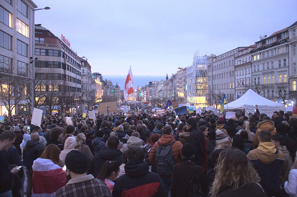 70.000 Tschechen demonstrierten in Prag gegen hohe Energiepreise. Auch in Deutschland rufen verschiedene Gruppen zu Demonstrationen auf