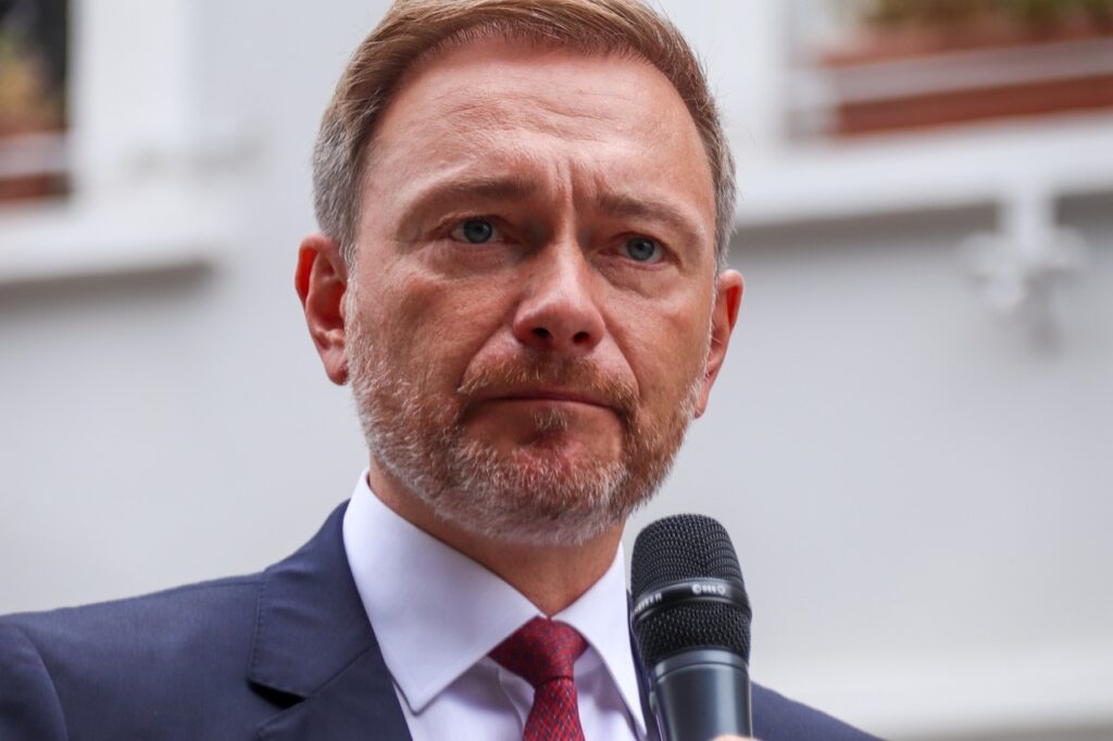 Lindner setzt bei Maischberger darauf, dass die abgeschalteten französischen Atomkraftwerke so schnell wie möglich an Netz zurückkehren