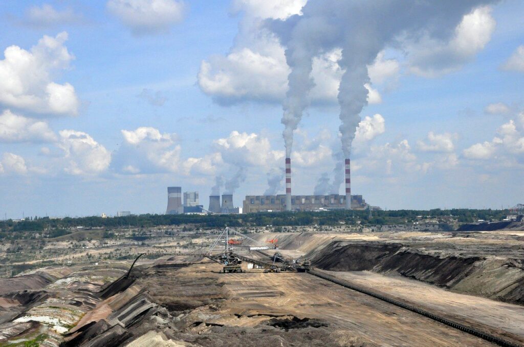 Kohlekraftwerke kehren zurück ans Netz. Schwimmende Ölkraftwerke und LNG-Terminals gefährden die Umwelt. Die Grünen opfern ihre eigenen Ziele