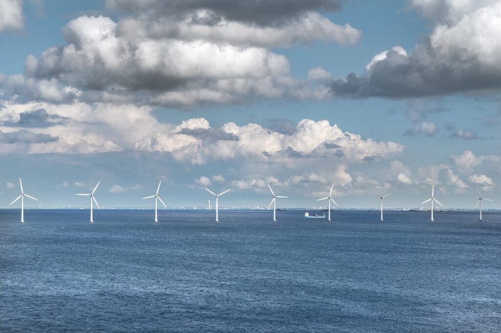 Bundesamt für Seeschifffahrt und Hydrographie veröffentlicht Flächenentwicklungsplan  zum Ausbau von Windkraft auf dem Meer