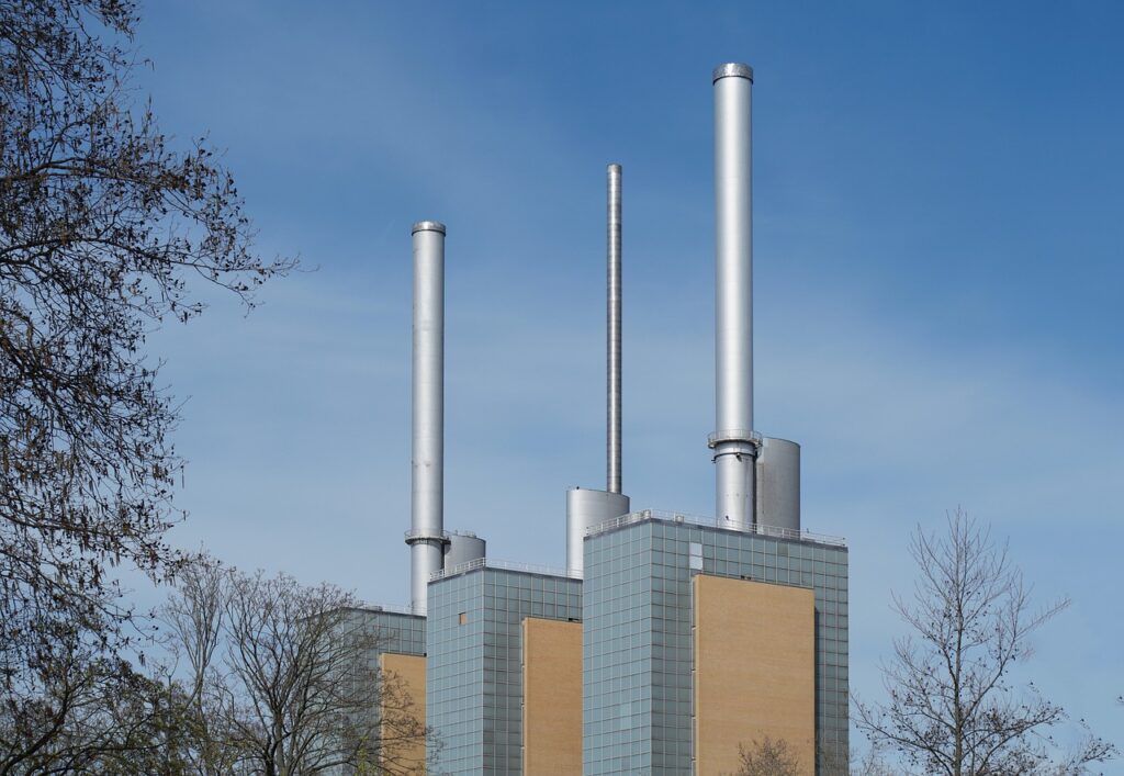 Habeck heizt privat und in das Wirtschaftsministerium mit Fernwärme, die zu fast 100 Prozent aus Kohle und Öl erzeugt wird. 