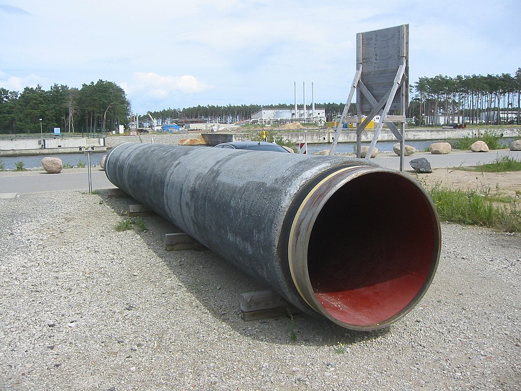 Überarbeitete LNG-Pläne für Rügen: Kleinere Kapazität, geringere Umweltauswirkungen und Pipeline-Anschluss