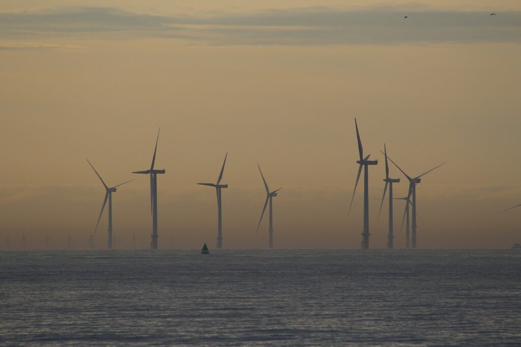 Milliardeninvestitionen in Offshore-Windkraft: BP und TotalEnergies sichern sich Projekte im Wert von 12,6 Milliarden Euro