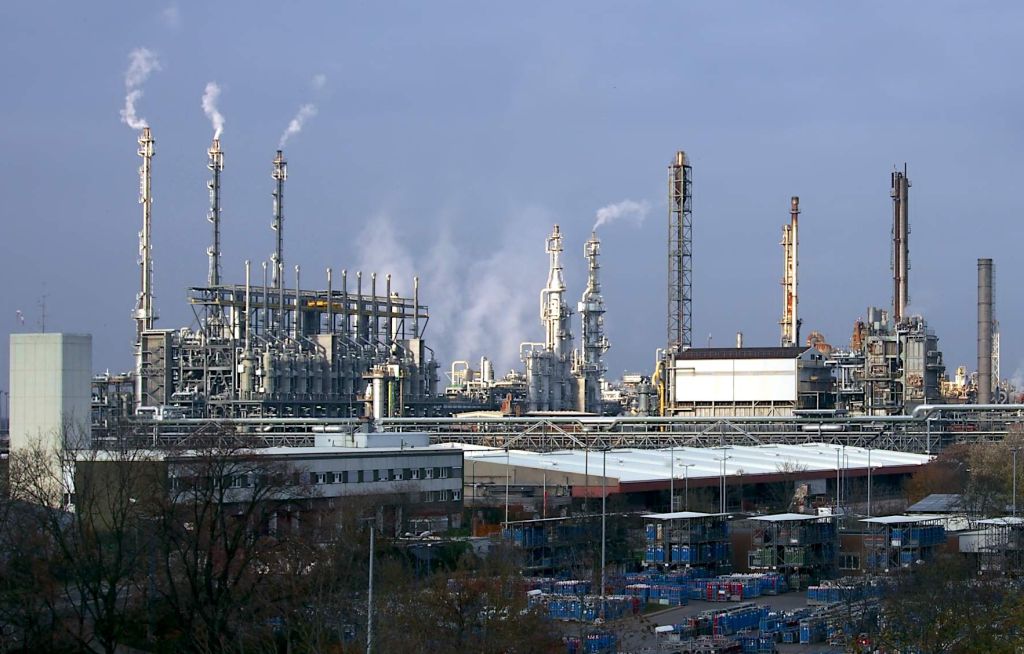 Hohe Energiepreise treiben deutsche Industrie zu Auslandsinvestitionen