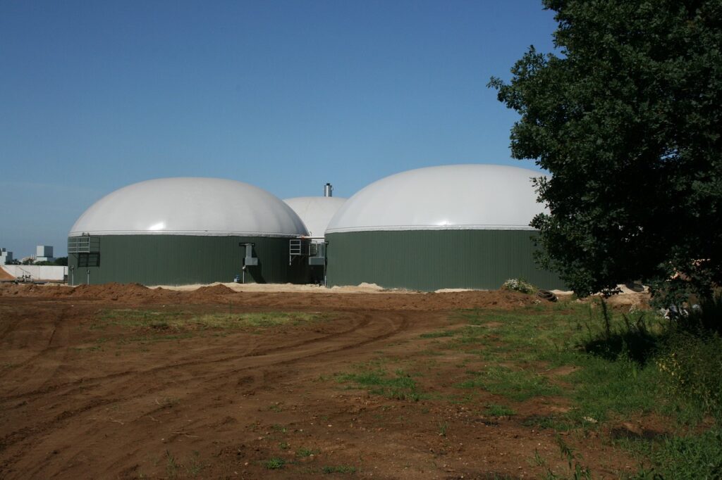 Größter deutscher Biogas-Anbieter meldet Insolvenz an. Stadtwerke und Landwirte müssen für den Schaden aufkommen 