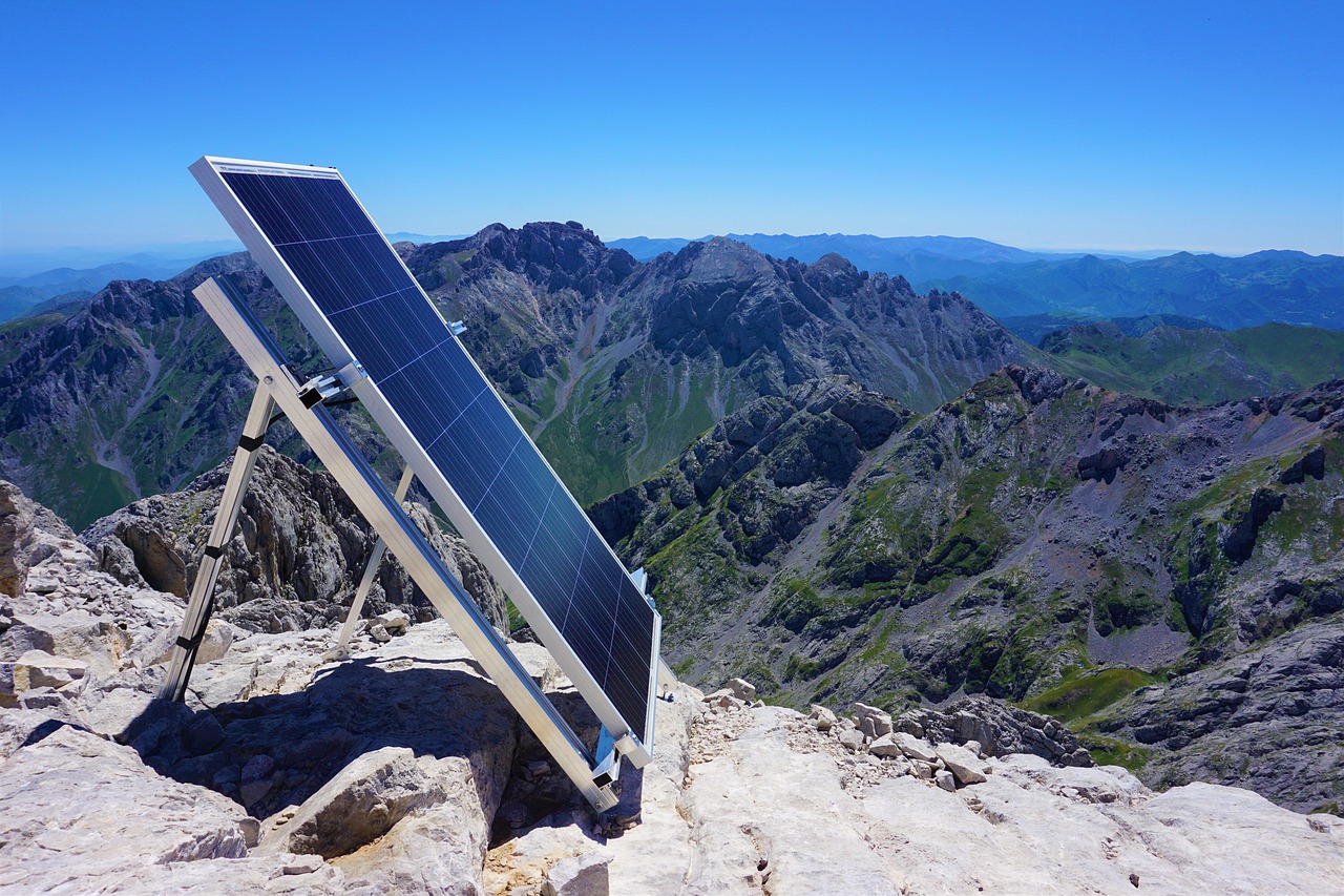 Schweizer stimmen im Wallis gegen Solarparks in den Bergen