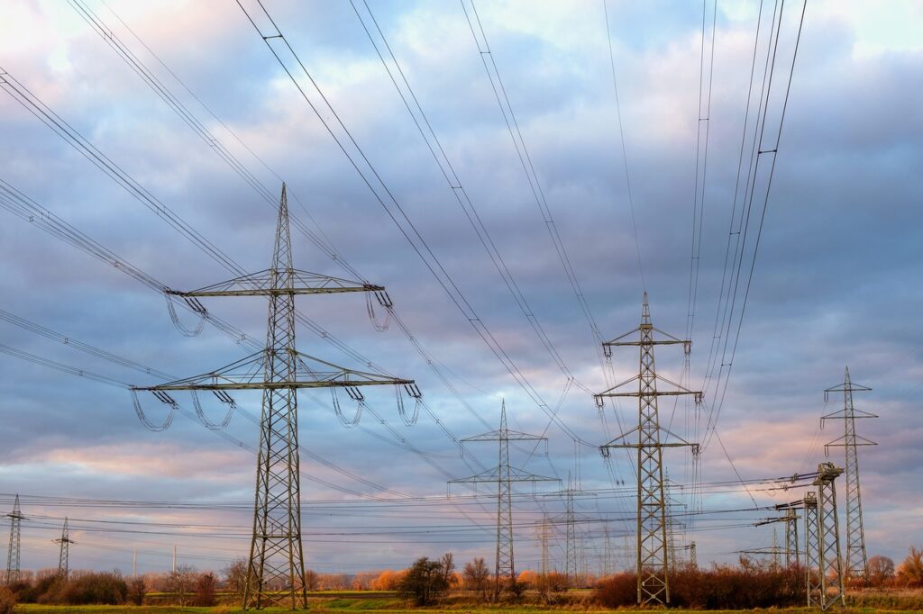 Aktuelle Stromkrise in Deutschland: Steigender Atomstromimport und hohe Kosten - Die Debatte um die Energiewende