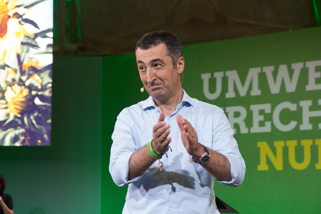 Subventionsstreit eskaliert: Agrarminister Cem Özdemir gibt bei Bauern nach und streicht dafür Gelder bei den Fischern