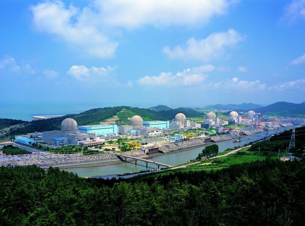Südkorea -  Pläne für den Ausbau der Atomkraft. 4 neue Kernkraftwerke geplant - Südkoreas ehrgeizige Pläne für die Energiebranche