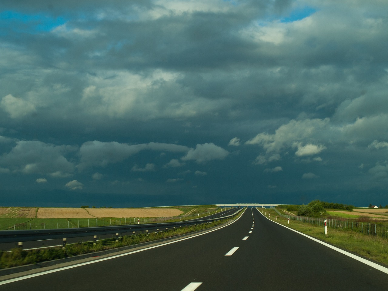 Zu hoher CO2-Ausstoß im Verkehrssektor – Wissing droht mit Wochenend-Fahrverbot