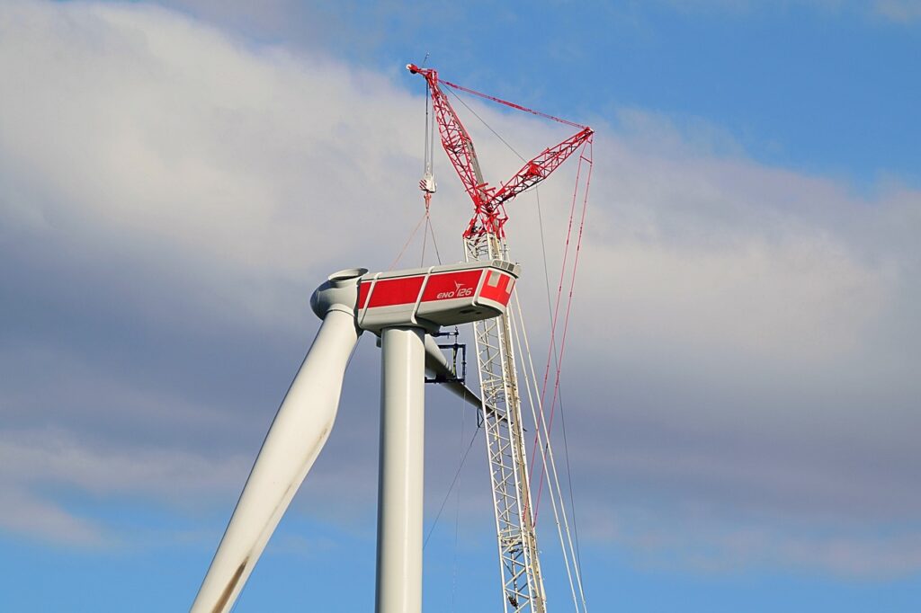 Im ersten Halbjahr wurden in Deutschland mehr alte Windkraftanlagen zurückgebaut, als neue Anlagen errichtet wurden 