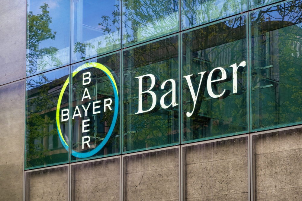 Bayer im Krisenmodus: Gewinneinbruch trotz Umsatzanstieg - Chemiekonzern plant Abbau von 5000 Arbeitsplätzen