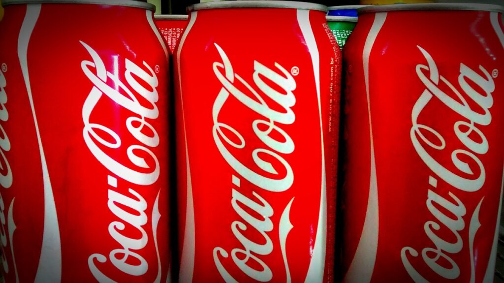 Coca-Cola Deutschlands große Veränderungen: Fünf Standorte werden geschlossen und es wird Veränderungen für 505 Beschäftigte geben