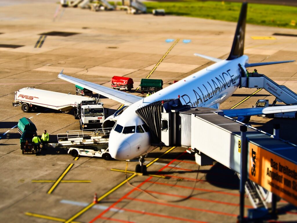 Neues EU-Bürokratiemonster: Airlines dürfen auf dem Hinflug nicht mehr so viel Kraftstoff mitführen, dass er für den Rückflug reicht