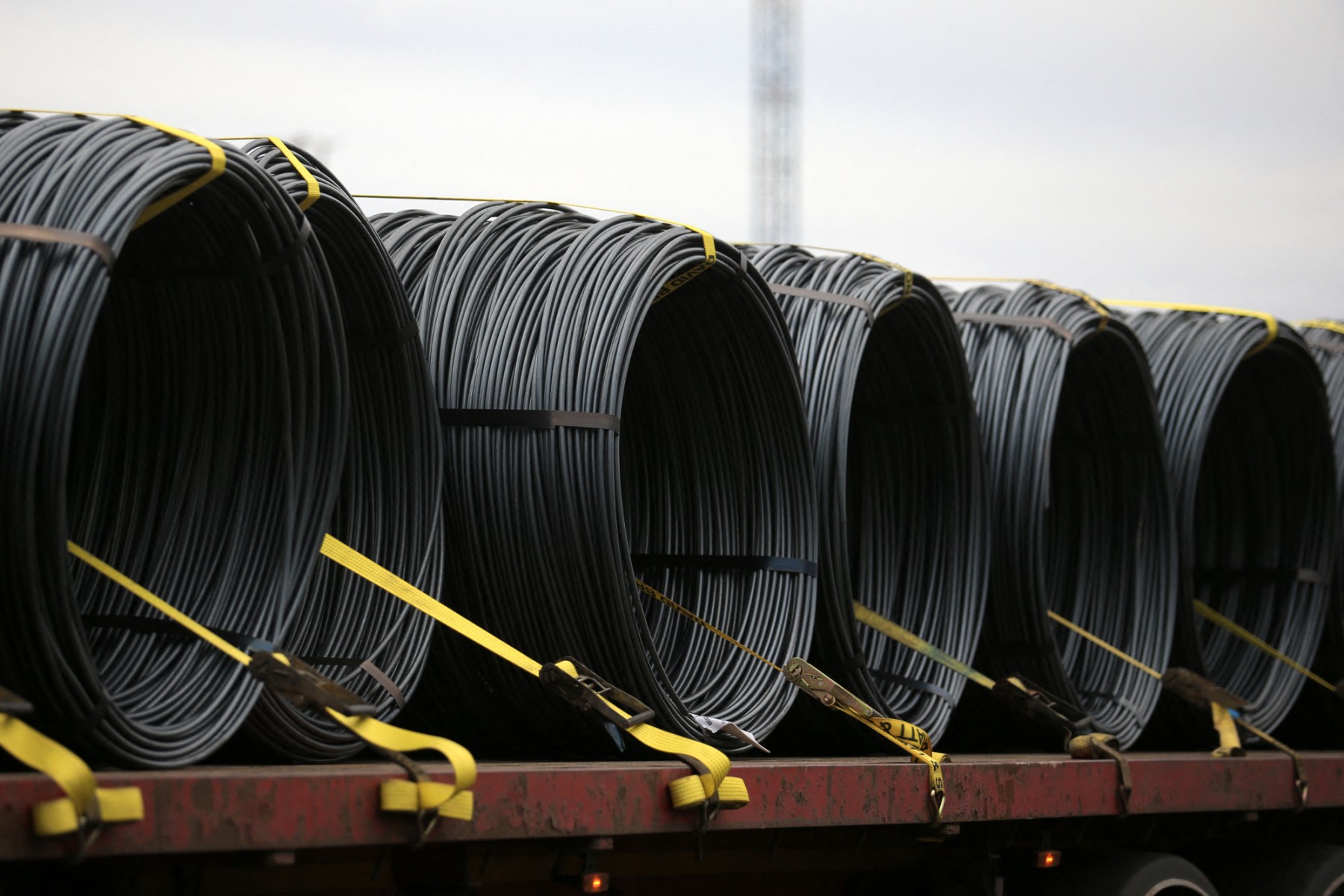 British Steel bereitet Schließung von Hochöfen in England vor