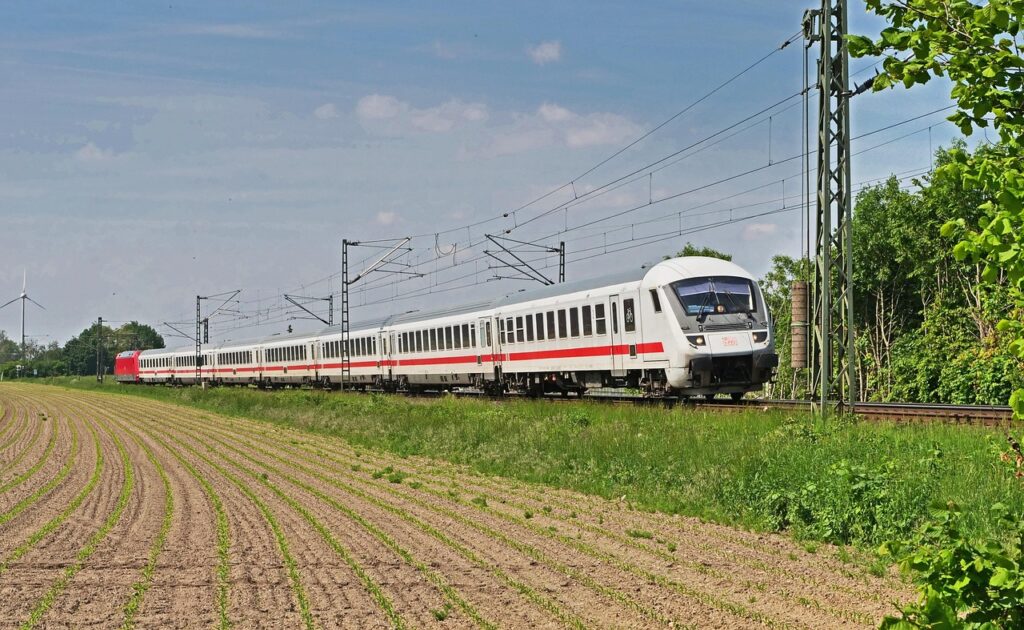 Die Schweiz stoppt Bahnverbindungen aus Deutschland aufgrund anhaltender Verspätung deutscher Züge, die den Schweizer Fahrplan massiv stören