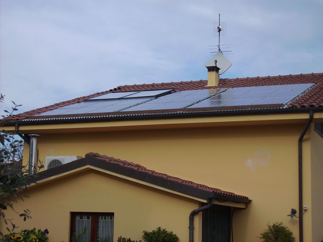 Bundesnetzagentur warnt: Kleinsolaranlagen gefährden zunehmend die Netzstabilität