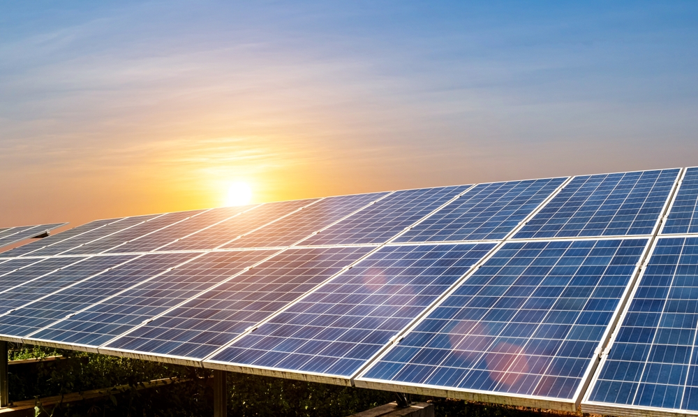 Sonnenstrom im Überfluss - im Mai fielen Börsenpreise an 112 Stunden bis minus 250 €/MWh – die Differenz zahlte der Steuerzahler