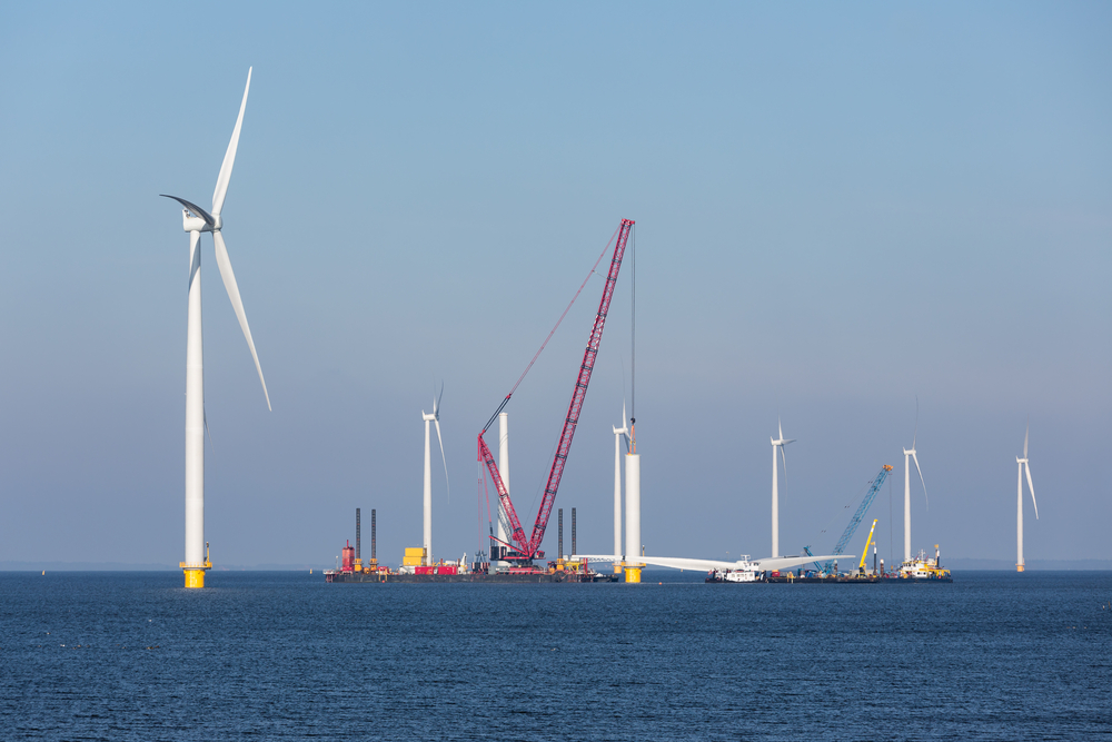 Battle for the wind - Wind farms steal each other's wind, resulting power losses pose billions in risks for investors