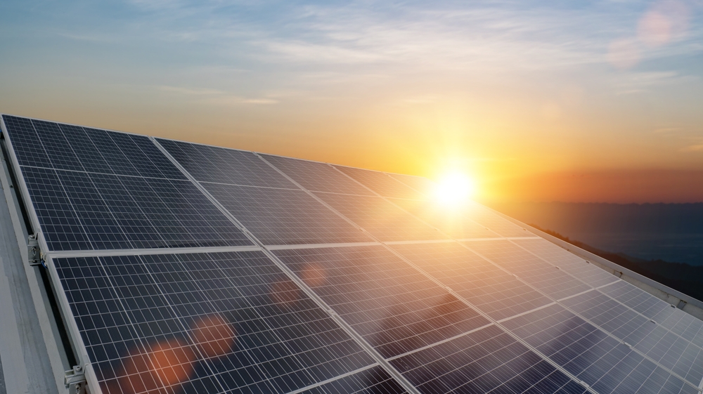Reutlingen stoppt private PV-Einspeisung wegen überlastetem Stromnetz. Netzbetreiber FairNetz blockiert hunderte neue Anlagen