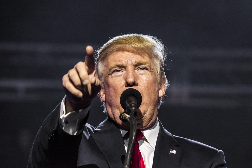 Trump stoppt politisches Debanking. Kampf um Konten wird zum Showdown zwischen Banken, Regierung und kritischen Stimmen