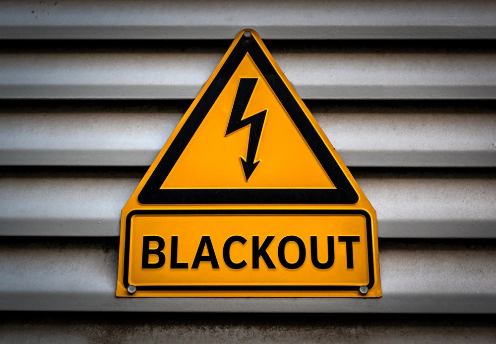 Umfrage zeigt: Jeder vierte Deutsche rechnet mit einem Blackout. Historische Ausfallzeiten täuschen über neue Risiken hinweg