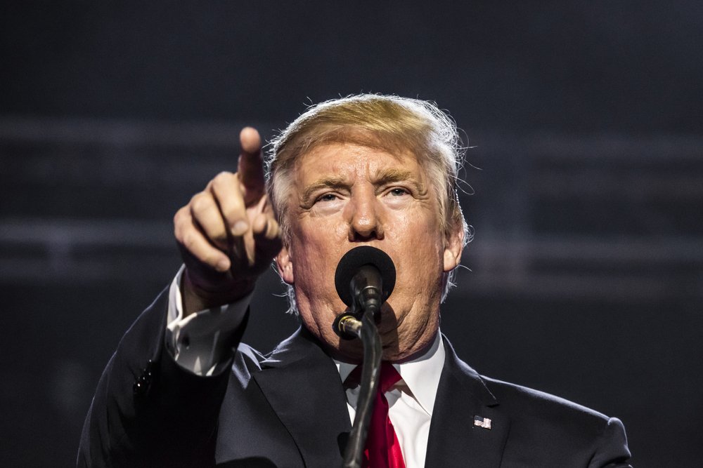 Trump stoppt politisches Debanking. Kampf um Konten wird zum Showdown zwischen Banken, Regierung und kritischen Stimmen