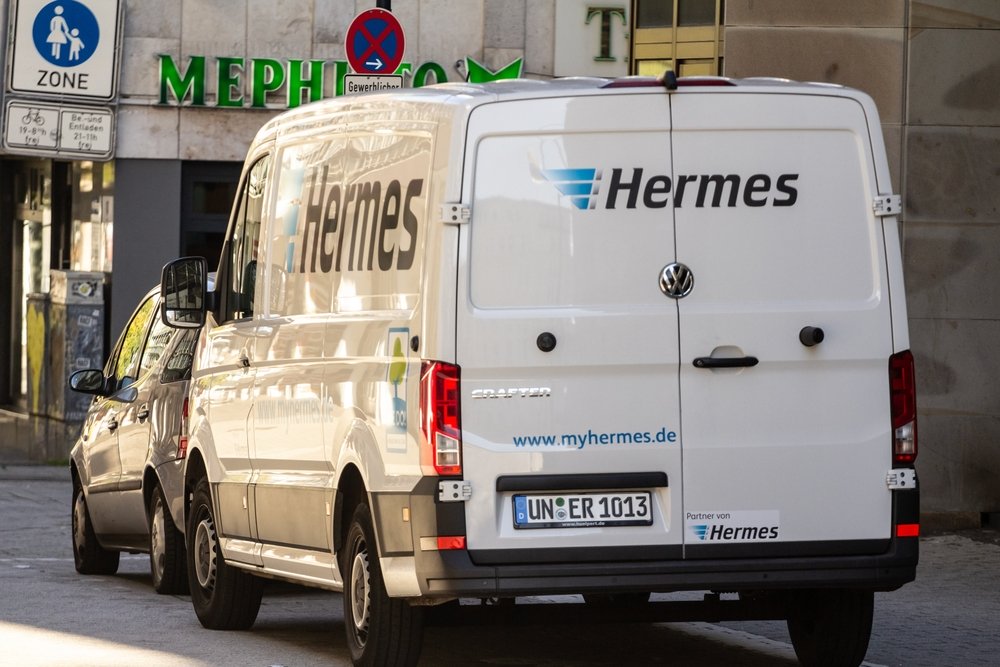 Hermes kämpft mit Verlusten, sinkenden Paketmengen und Verkaufsgerüchten. Der Paketdienst der Otto Group steht vor radikalen Einschnitten