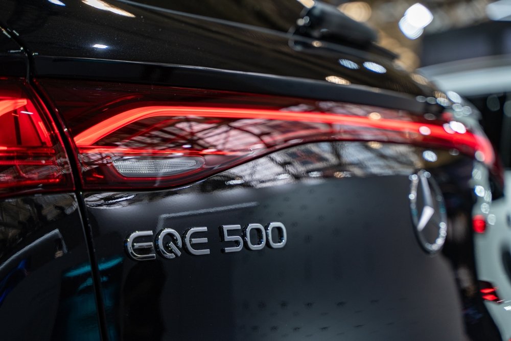 Mercedes stoppt die EQE-Baureihe -  das Elektroauto floppt, E-Klasse und GLC übernehmen. Neue Strategie soll Kurswechsel einläuten