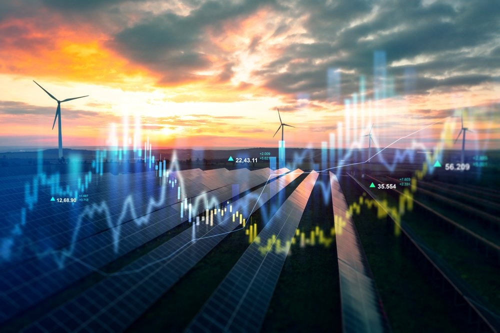 Strommarkt im August 2025: Überproduktion, Negativpreise und sinkende Energiepreise setzen Solarstrom und Betreiber massiv unter Druck