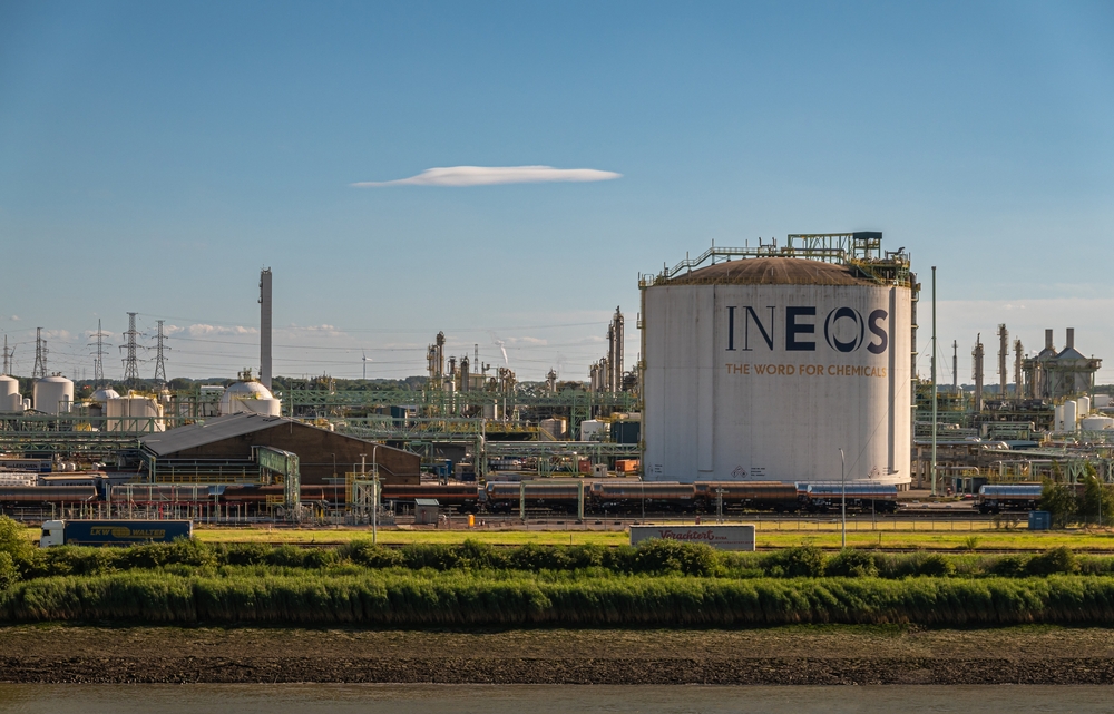 Ineos schließt zwei Werke in Rheinberg. CEO nennt Europas Energiepolitik „ökologische Heuchelei“ und warnt vor Verlust der Industrie