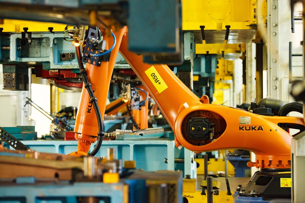 Kuka is planning massive job cuts in Augsburg. More than 400 jobs are at risk, and the future of the plant is uncertain.