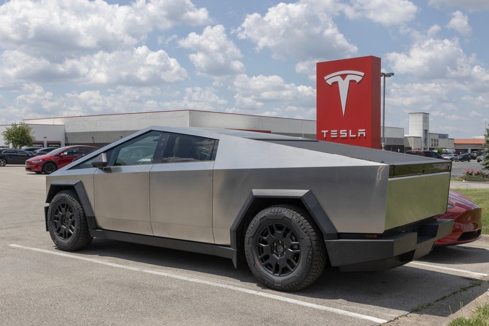 Tesla Cybertruck ohne Zulassung in Deutschland - fehlende Sicherheitsstandards verhindern Markteintritt des futuristischen Elektrofahrzeugs