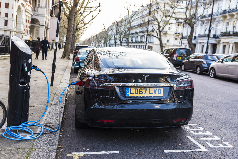 Großbritannien plant ab 2028 Kilometerabgabe für Elektroautos