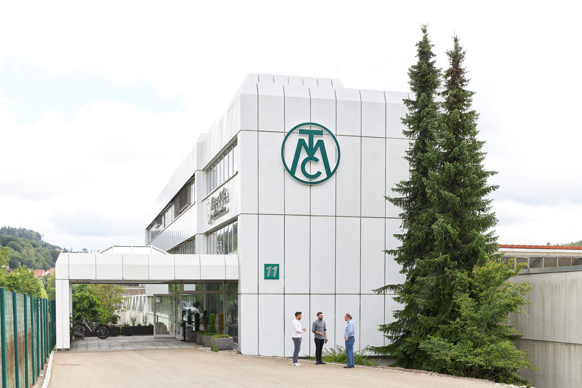 Nach 120 Jahren schließt der Maschinenbauer Mayer & Cie. endgültig. Billigkonkurrenz und US-Zölle kosten 270 Beschäftigte den Job.