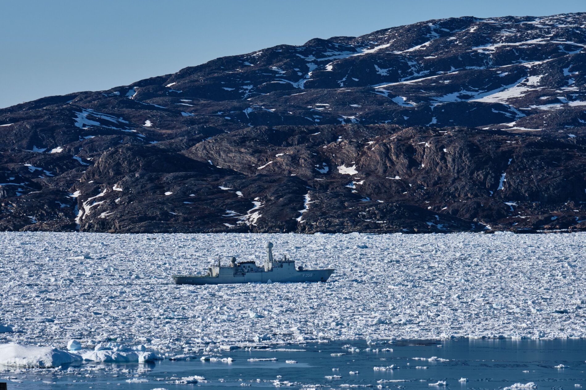 Deutschlands Marine hat keine eisgängigen Schiffe. Das begrenzt Einsätze der Bundeswehr in der Arktis und rund um Grönland erheblich