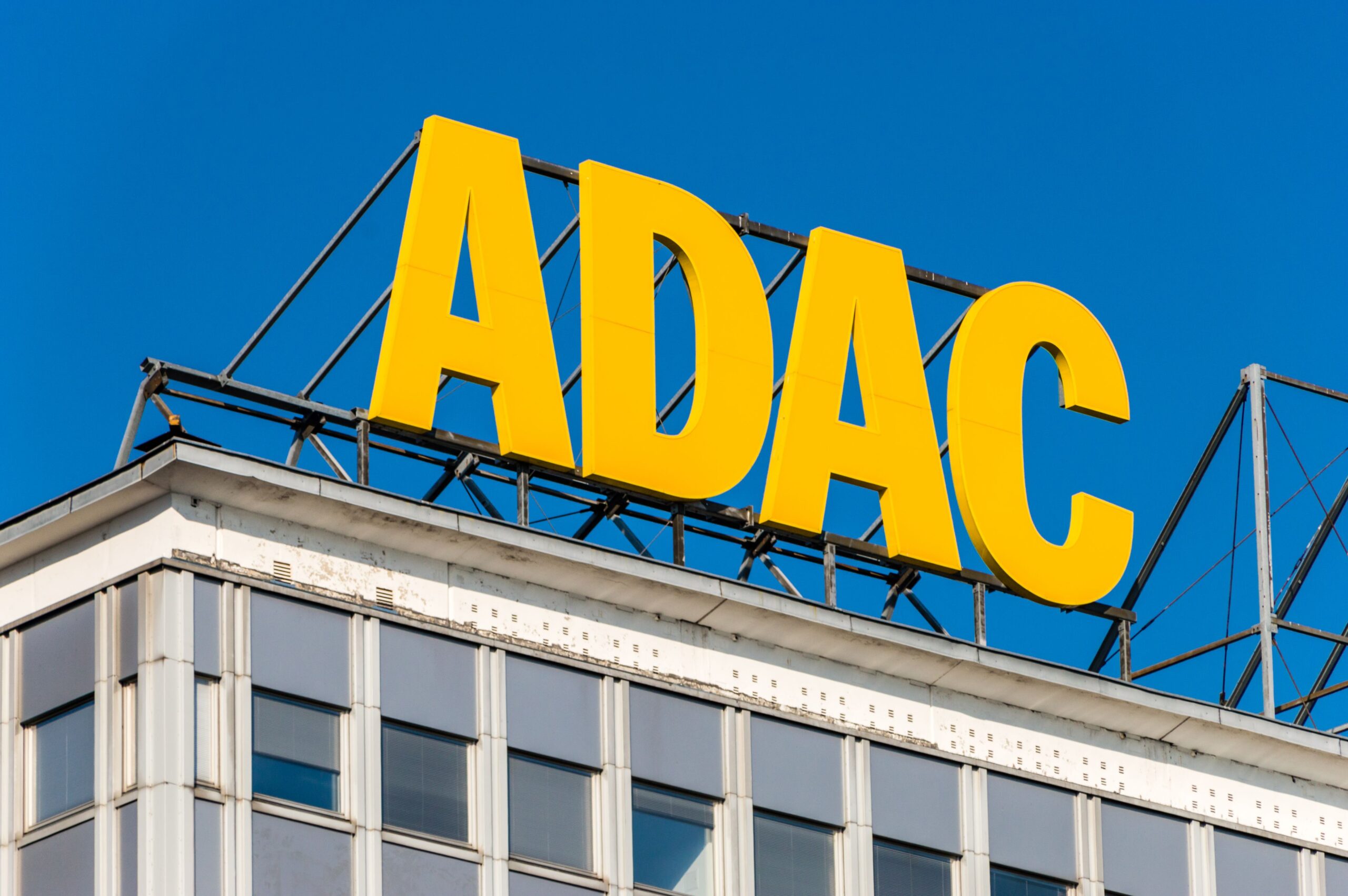 ADAC nach Spritpreis-Interview: Rücktritt nach Kündigungswelle – doch der Kurs bleibt unklar
