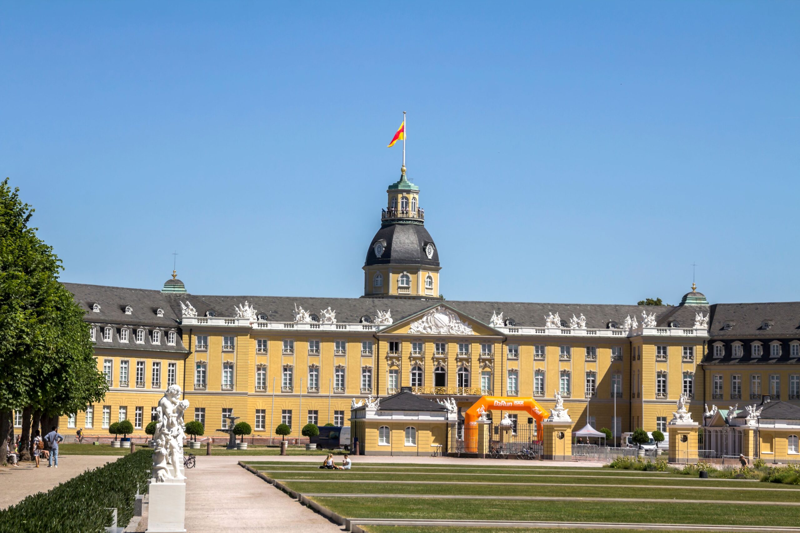 EnBW-Verluste reißen Karlsruhe ein 50-Millionen-Loch: Stadt steuert auf Haushaltssperre zu